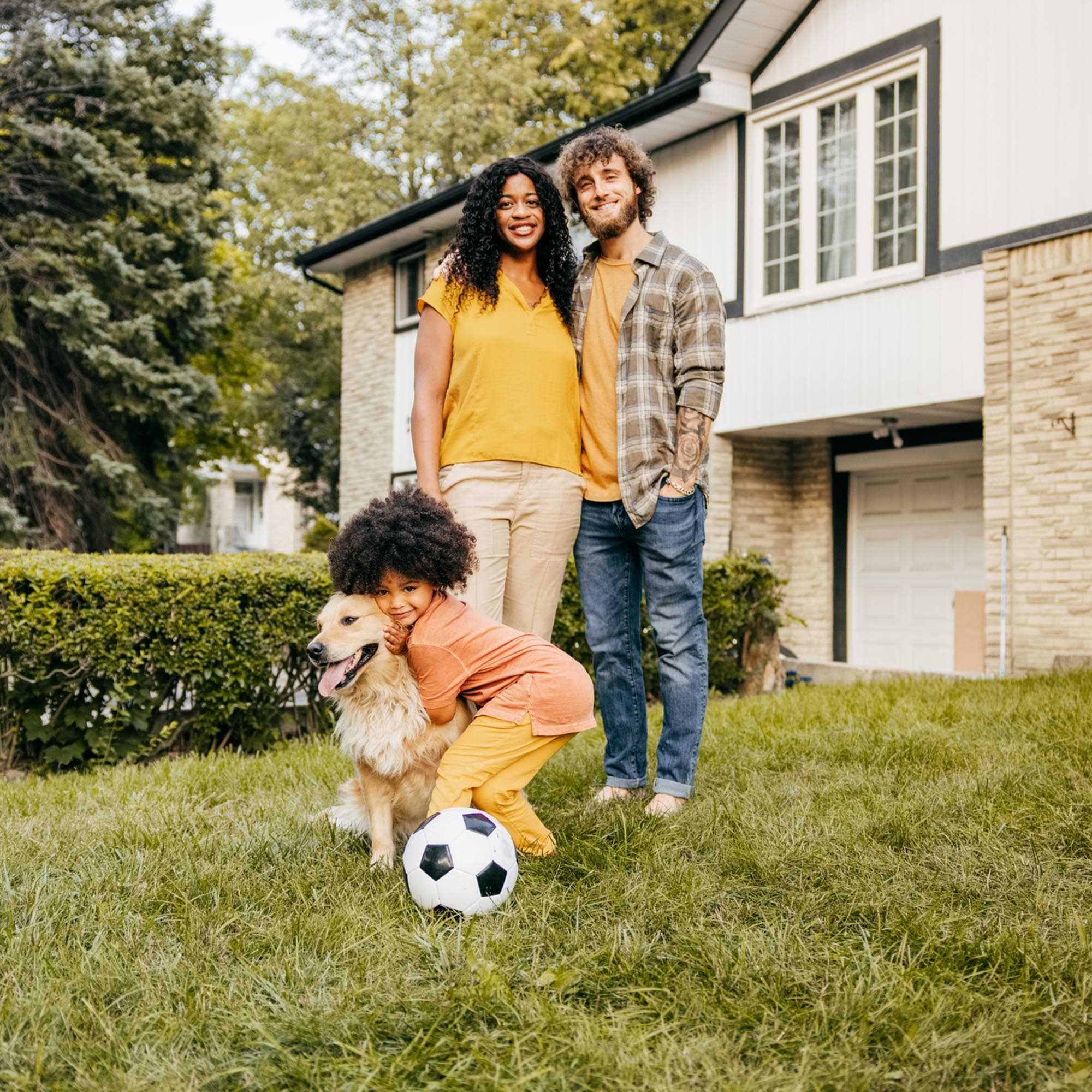 Family on the Green Front Yard - Ontario