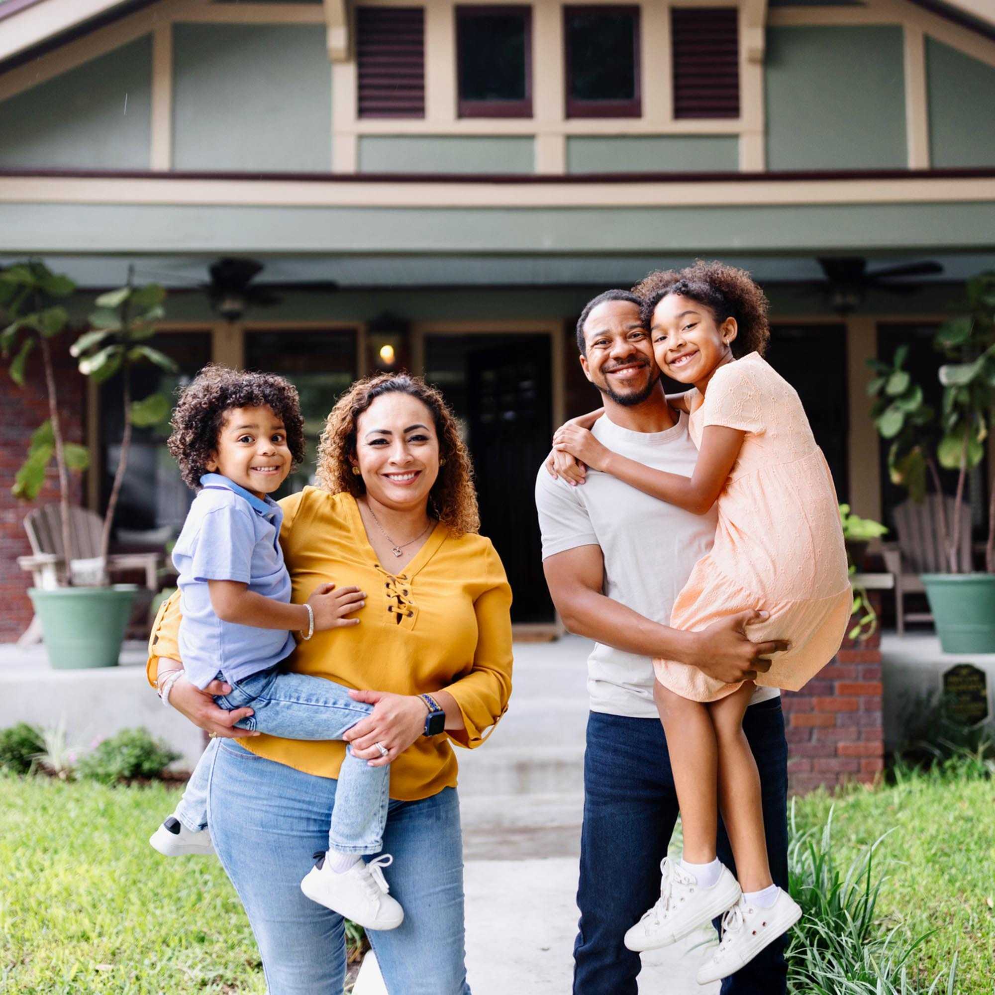 Family in front of Home - Ottawa